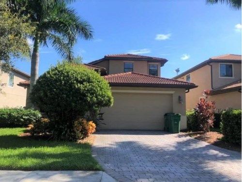 7743 Bucks Run Dr, Naples, FL 34120