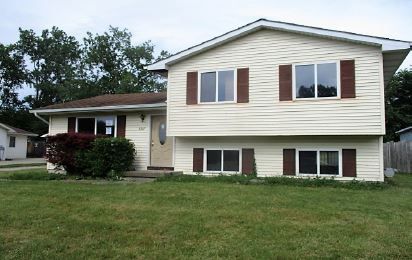 5717 Granary Ln, Lansing, MI 48911