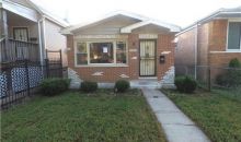 9255 S Calumet Ave Chicago, IL 60619