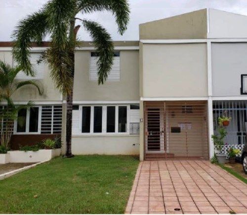 B2 C/12 Urb Villas, Bayamon, PR 00959