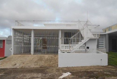 Miraflores  02 Calle 53 Blq 51 21, Bayamon, PR 00957