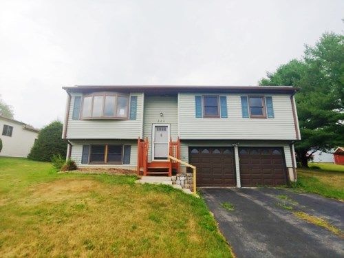 220 Heights Drive, Torrington, CT 06790