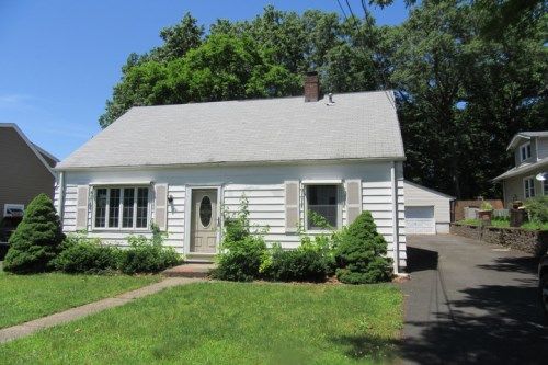 301 Van Winkle Ave, Hawthorne, NJ 07506