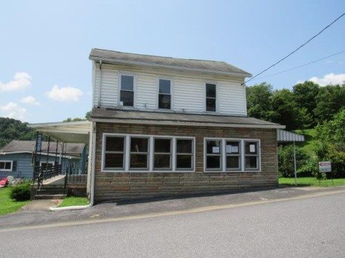 3 Mccreary St, Johnstown, PA 15906