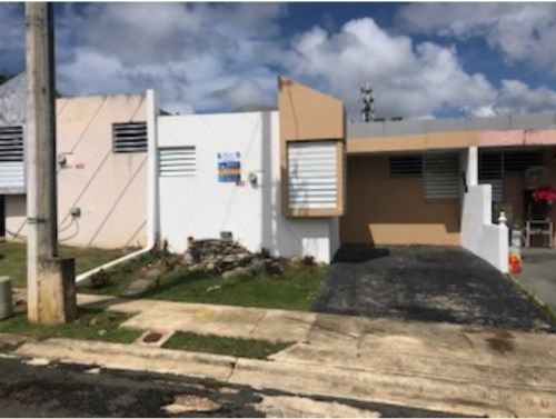 F-11 Casitas D La F, Toa Alta, PR 00953