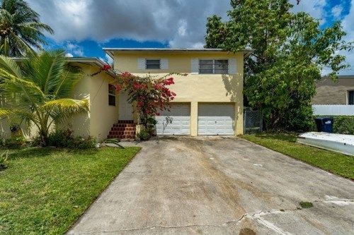 1740 SW 83rd Ct, Miami, FL 33155