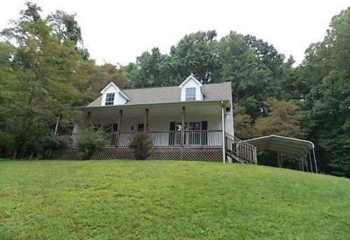 4156 Floyd Hwy S, Willis, VA 24380