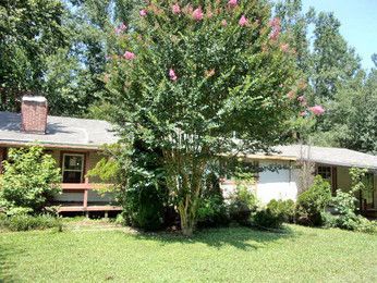 1937 Hollingsworth Rd, Jacksonville, AL 36265