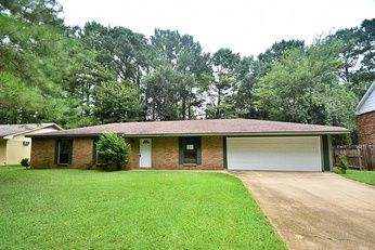 918 S Valley Falls Rd, Jackson, MS 39212