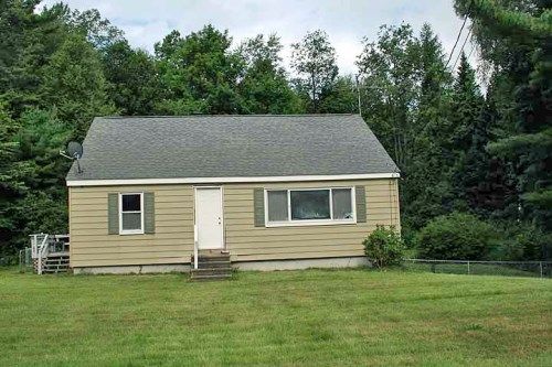 69 Fitchburg Rd, Townsend, MA 01469