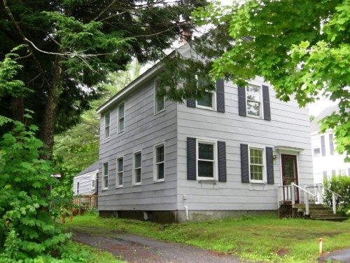 28 High Street, Winthrop, ME 04364