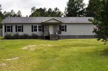 324 Camellia Ln, Lugoff, SC 29078