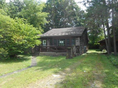 1924 N Woodlawn Park Ave, Mchenry, IL 60051