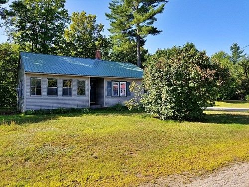 75 Evans St, Gorham, NH 03581