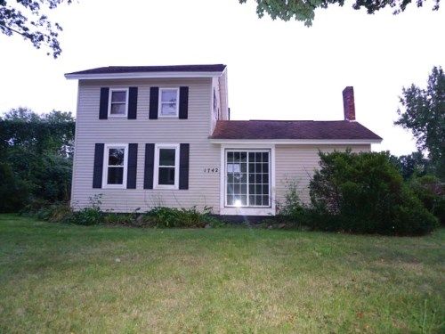 1742 Kingdom Rd, Baldwinsville, NY 13027