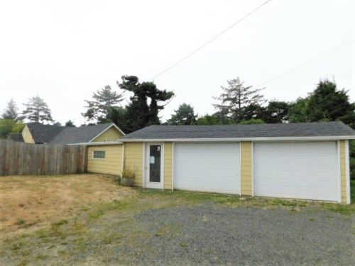 317 NW 19th St, Newport, OR 97365