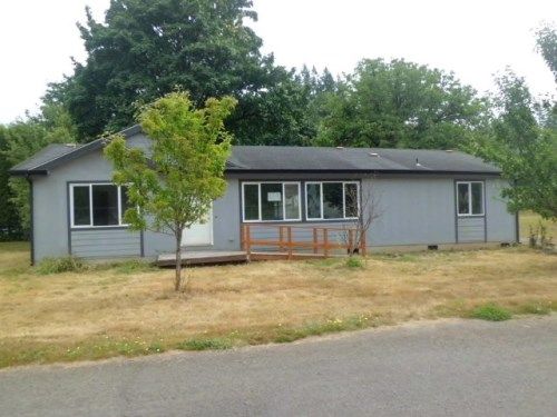 1112 SE Front St, Winlock, WA 98596