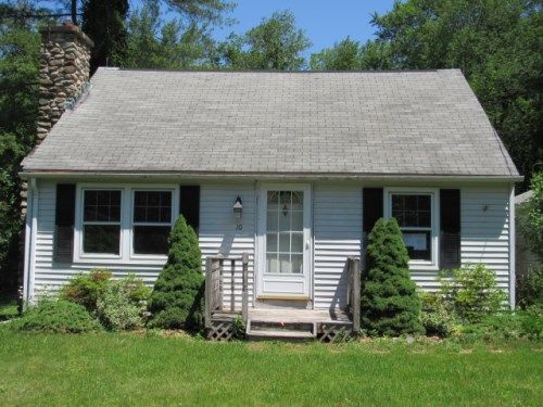 10 3rd Ave, Higganum, CT 06441