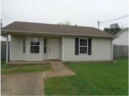 1132 Timothy Ave, Oak Grove, KY 42262