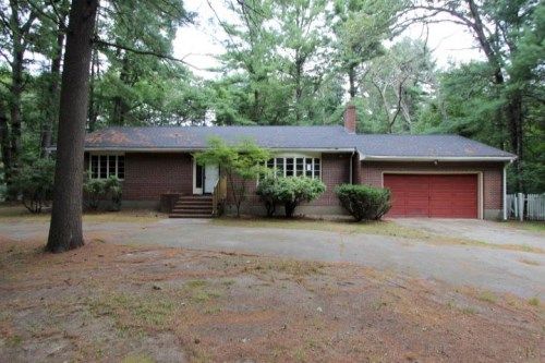 70 Gunhouse St, Sharon, MA 02067
