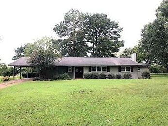 3009 Southern Heights Rd, Tupelo, MS 38801