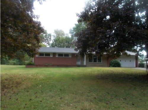 1484 Fernwood Blvd, Alliance, OH 44601