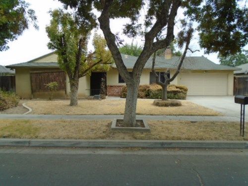 4444 N Sequoia Ave, Fresno, CA 93705