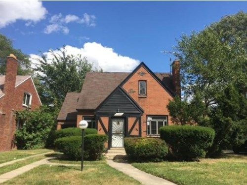 15488 Gilchrist St, Detroit, MI 48227