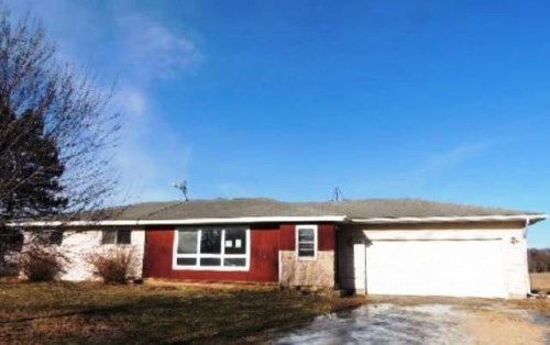 1511 Tiffany St, Boyceville, WI 54725