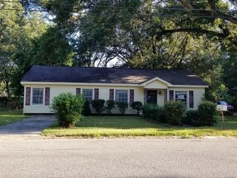 2400 Howell Avenue, Mobile, AL 36606