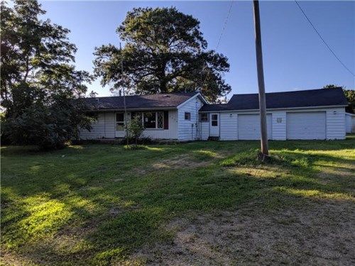 3208 W Lightsville Rd, Leaf River, IL 61047