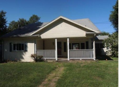 3808 Maple Rd, Fort Gratiot, MI 48059