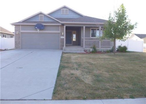 6987 Loudon St, Wellington, CO 80549