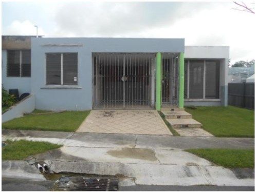 Q-14 Ca Urb. Villas De Carra, Trujillo Alto, PR 00976