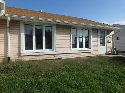 4150 W 90th Pl, Hometown, IL 60456