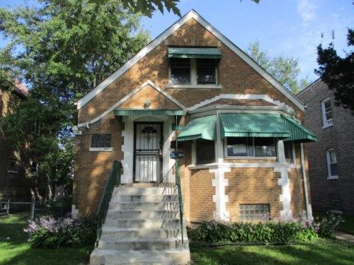 7033 S Washtenaw Ave, Chicago, IL 60629