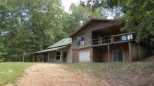 194 Creek Ln Haleyville, AL 35565