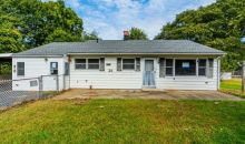 28 Ginger Dr Groton, CT 06340