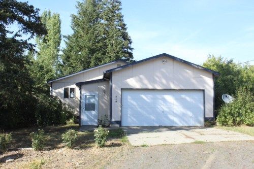 548 S Water St, Tekoa, WA 99033