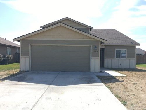 1305 W Century St, Moses Lake, WA 98837