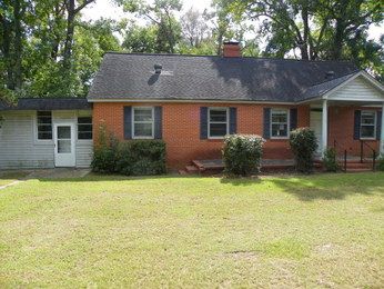 1207 South Riverdale Ave, Florence, SC 29505