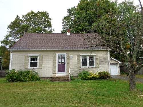 11 Root Avenue, Bristol, CT 06010