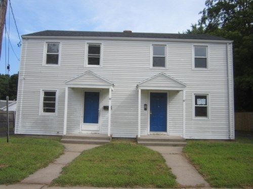 67-69 Higbie Dr, East Hartford, CT 06108