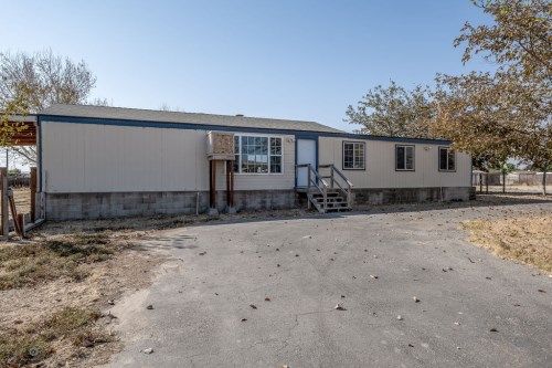 28161 Mcclaren Ave, Taft, CA 93268