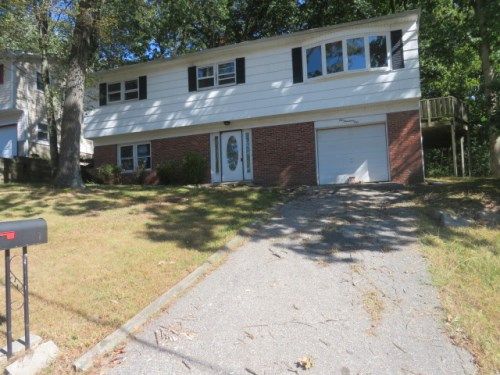 101 Pocono Trail, Hopatcong, NJ 07843