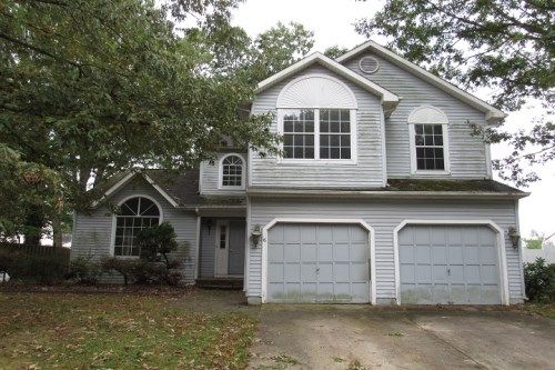 16 Brearly Drive, Sicklerville, NJ 08081