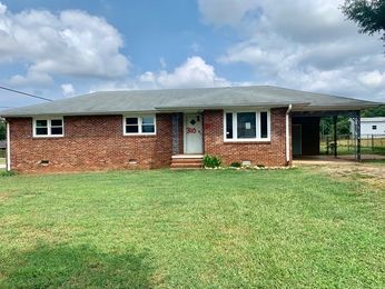 310 Lyonswood Dr, Anderson, SC 29624