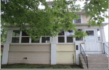 3227 4th St, Wyandotte, MI 48192