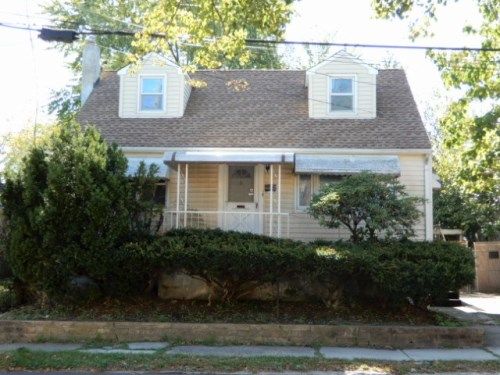 25 Kirkbride Ave, Trenton, NJ 08638