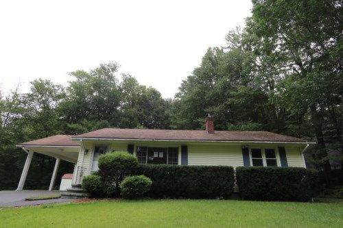 4 Hilltop Dr, Monson, MA 01057